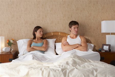 Couple in Bed Foto de stock - Con derechos protegidos, Código: 700-00561164