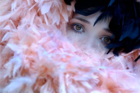 peeping fashion - Girl with Feather Boa Stock Photo - Rights-Managed, Code: 700-00561767