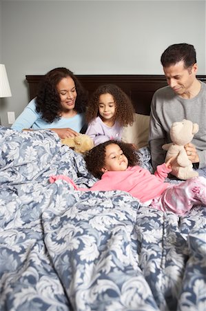 simsearch:700-00588946,k - Family in Bed Stock Photo - Rights-Managed, Code: 700-00588957