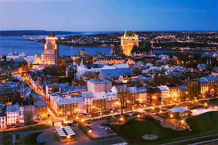 río san lorenzo - Aerial of Quebec City, Quebec, Canada Foto de stock - Con derechos protegidos, Código: 700-00605309