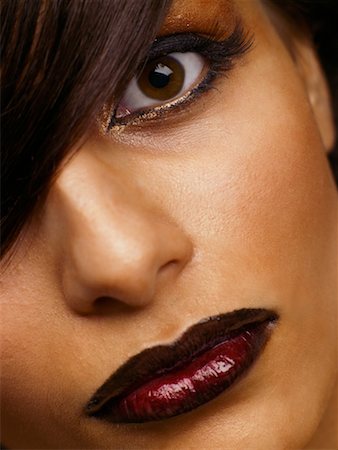 simsearch:649-07436630,k - Close-up of A Woman's Face Foto de stock - Con derechos protegidos, Código: 700-00606566
