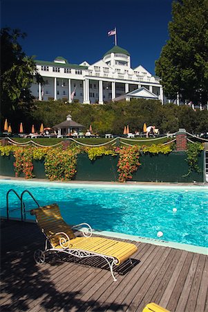 Swimming Pool at Grand Hotel, Mackinac Island, Michigan, USA Foto de stock - Con derechos protegidos, Código: 700-00607352