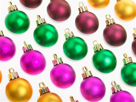 simsearch:633-02418105,k - Christmas Decorations Stock Photo - Rights-Managed, Code: 700-00607644