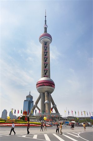 Oriental Pearl Tower, Shanghai, Chine Photographie de stock - Rights-Managed, Code: 700-00603779