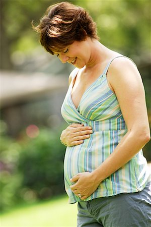 simsearch:700-00935169,k - Portrait of Pregnant Woman Foto de stock - Con derechos protegidos, Código: 700-00616944