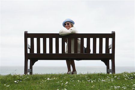 simsearch:700-01235043,k - Woman on Bench Stock Photo - Rights-Managed, Code: 700-00617019