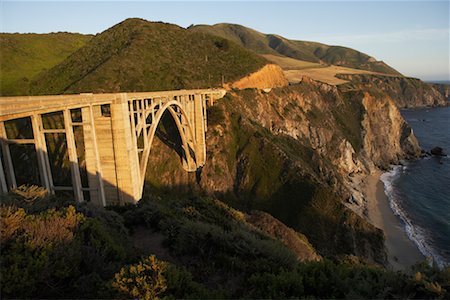 Bixby Creek Bridge, Big Sur Coast, California, USA Foto de stock - Con derechos protegidos, Código: 700-00617439