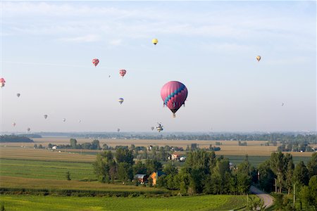 simsearch:700-00617575,k - Hot Air Balloons, St Jean, Quebec, Canada Foto de stock - Con derechos protegidos, Código: 700-00617578