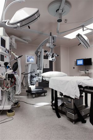 empty operating room - Operating Room, St Michael's Hospital, Toronto, Ontario, Canada Stock Photo - Rights-Managed, Code: 700-00617586