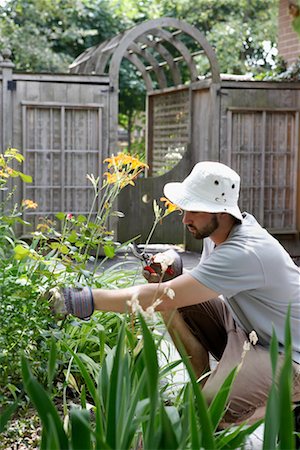 Homme de jardinage Photographie de stock - Rights-Managed, Code: 700-00610765