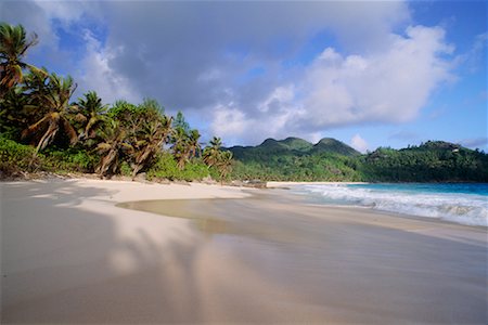 simsearch:700-00439067,k - Tropical Beach, Seychelles, Africa Stock Photo - Rights-Managed, Code: 700-00634181