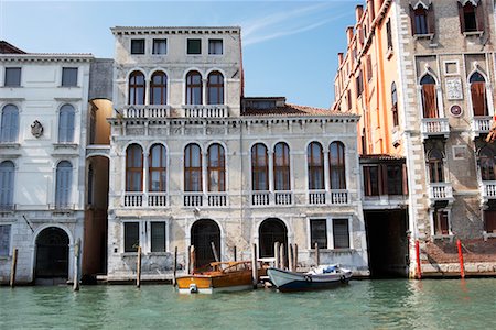 simsearch:700-01694749,k - Gebäude entlang der Canal, Venedig, Italien Stockbilder - Lizenzpflichtiges, Bildnummer: 700-00635786