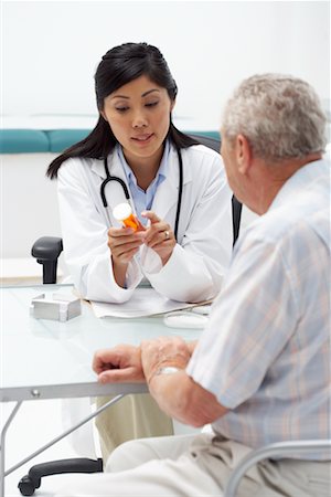 elderly chinese patient - Doctor with Patient Stock Photo - Rights-Managed, Code: 700-00639405