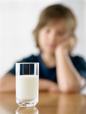 simsearch:700-00639623,k - Glass of Milk, Boy in Background Stock Photo - Rights-Managed, Code: 700-00639623