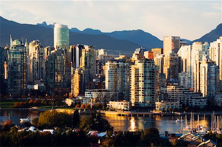 simsearch:700-06383091,k - Vancouver Skyline, British Columbia, Kanada Stockbilder - Lizenzpflichtiges, Bildnummer: 700-00639692