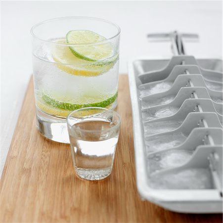 Still Life of Gin and Tonic Stock Photo - Rights-Managed, Code: 700-00651735