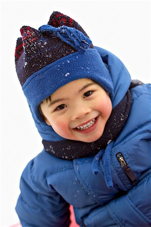 simsearch:700-01173386,k - Boy in Winter Clothing Stock Photo - Rights-Managed, Code: 700-00686915