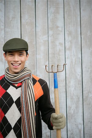 simsearch:700-01172940,k - Portrait of Man Holding Garden Tool Stock Photo - Rights-Managed, Code: 700-00683368