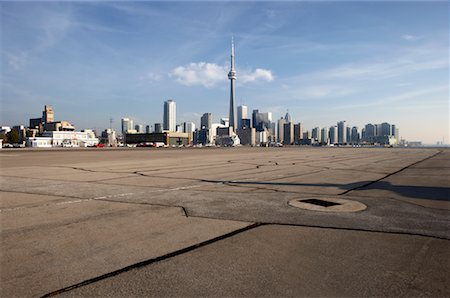 simsearch:6119-07943562,k - Cityscape, Toronto, Ontario, Canada Stock Photo - Rights-Managed, Code: 700-00711791