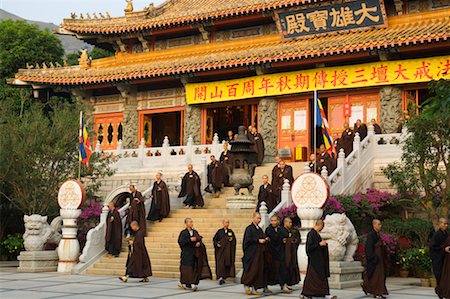 simsearch:700-00768532,k - Moines bouddhistes, monastère de Po Lin, Hong Kong, Chine Photographie de stock - Rights-Managed, Code: 700-00768521