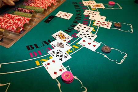 simsearch:600-06302272,k - Blackjack Table Foto de stock - Con derechos protegidos, Código: 700-00782385