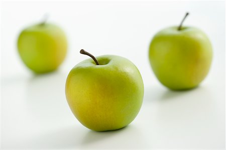 simsearch:600-02883279,k - Three Green Apples Stock Photo - Rights-Managed, Code: 700-00796110