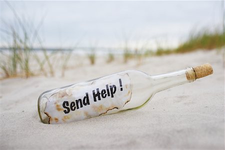 Message In A Bottle Foto de stock - Direito Controlado, Número: 700-00846991