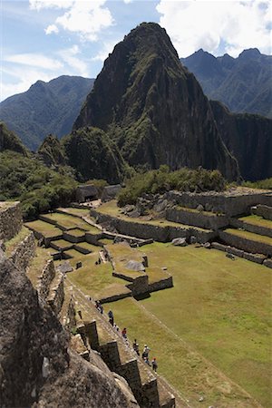 simsearch:700-00954817,k - Surplombant le Machu Picchu, Pérou Photographie de stock - Rights-Managed, Code: 700-00864166