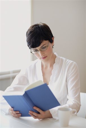 Woman Reading Book Foto de stock - Con derechos protegidos, Código: 700-00865663