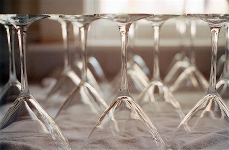 reserve restaurant - Martini Glasses Stock Photo - Rights-Managed, Code: 700-00867126