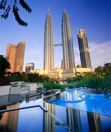 structure of kuala lumpur tower - Petronas Twin Towers, City Park In Foreground, Kuala Lumpur, Malaysia Stock Photo - Rights-Managed, Code: 700-00909948