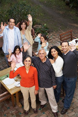 Famille ayant dîner en plein air Photographie de stock - Rights-Managed, Code: 700-00918127