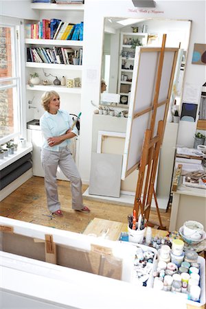 painting easel with older people - Painter Stock Photo - Rights-Managed, Code: 700-00918429