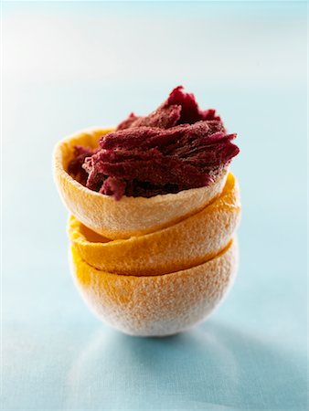 simsearch:700-00342839,k - Blueberry Ice in Orange Halves Fotografie stock - Rights-Managed, Codice: 700-00954781