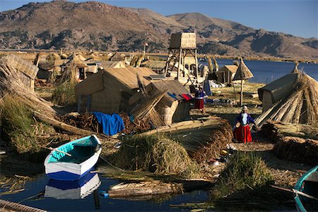 picture of house with high grass - Uros Floating Islands, Lake Titicaca, Peru Stock Photo - Rights-Managed, Code: 700-00954815