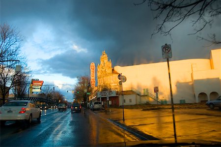 famous us city streets - Hollywood Theater, Portland, Oregon, USA Stock Photo - Rights-Managed, Code: 700-01029747