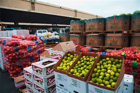 food warehouse - Los Angeles Market, Los Angeles, California, USA Stock Photo - Rights-Managed, Code: 700-01029792