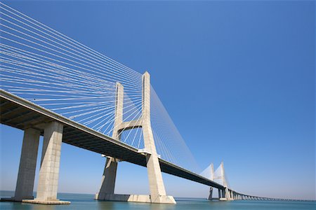 simsearch:700-01029930,k - Ponte Vasco da Gama, Parque das Nacoes, Lisbon, Portugal Foto de stock - Con derechos protegidos, Código: 700-01029958