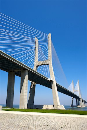 simsearch:700-01029975,k - Ponte Vasco da Gama, Parque das Nacoes, Lisbon, Portugal Stock Photo - Rights-Managed, Code: 700-01029959