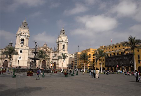 La Catedral de Lima, Plaza de Armas, Lima, Peru Foto de stock - Con derechos protegidos, Código: 700-01037248