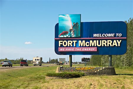 Fort McMurray Bienvenue signe, Alberta, Canada Photographie de stock - Rights-Managed, Code: 700-01037477