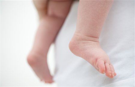 simsearch:700-02686511,k - Close-up of Baby's Feet Foto de stock - Con derechos protegidos, Código: 700-01043672
