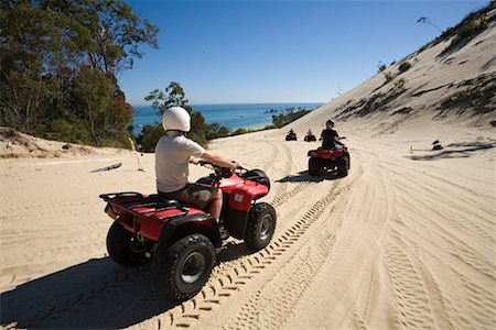 dune driving - ATVs, Moreton Island, Queensland, Australia Foto de stock - Con derechos protegidos, Código: 700-01072491