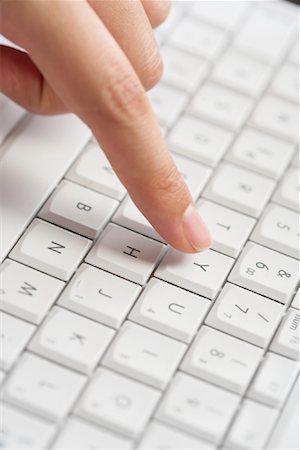 simsearch:700-00284729,k - Close-up of Woman's Hands Typing Foto de stock - Con derechos protegidos, Código: 700-01083250