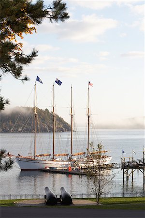 simsearch:700-03503166,k - Schooner, Frenchman's Bay, Bar Harbor, Maine, USA Foto de stock - Con derechos protegidos, Código: 700-01083805