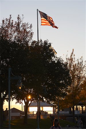 Amerikanische Flagge in der Abenddämmerung Stockbilder - Lizenzpflichtiges, Bildnummer: 700-01083818