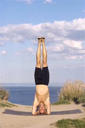 Man Practicing Yoga Foto de stock - Con derechos protegidos, Código: 700-01109749