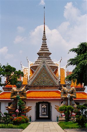 Main Entrance at Wat Arun, Bangkok, Thailand Stock Photo - Rights-Managed, Code: 700-01111556