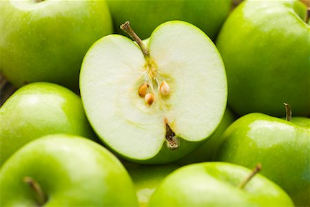 simsearch:859-06469894,k - Granny Smith Apples Stock Photo - Rights-Managed, Code: 700-01112406