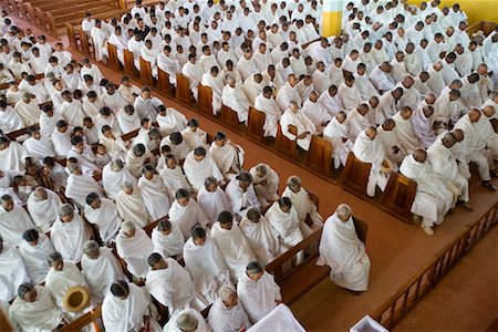 simsearch:700-01112726,k - People Worshipping in Church, Soatanana, Madagascar Stock Photo - Rights-Managed, Code: 700-01112721